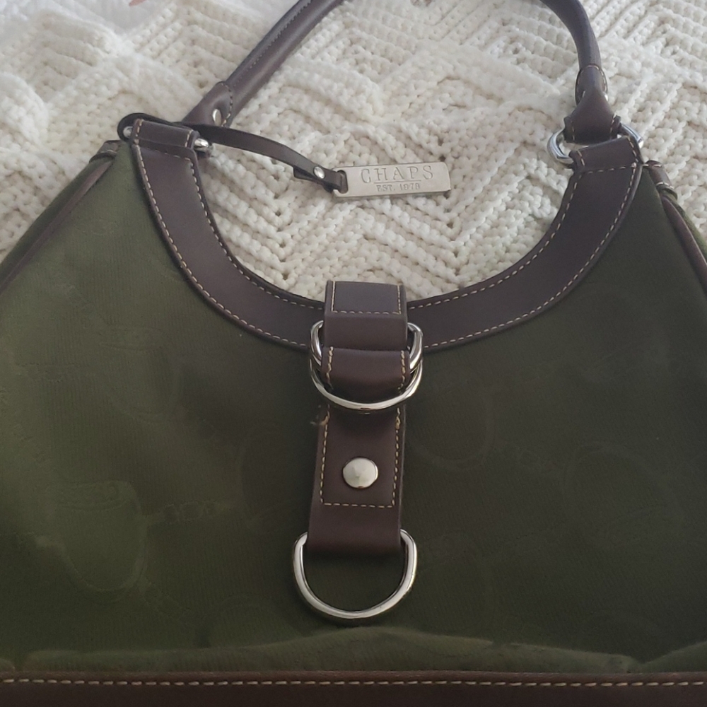 Chaps Purse with Multiple Pockets
